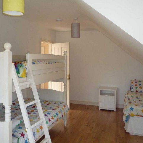 FHWWI102 Thumbnail 9 FHWWI102 Thumbnail 9