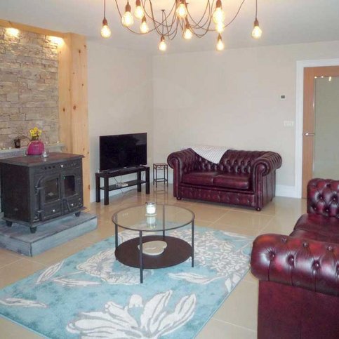 FHWWI103 Thumbnail 2