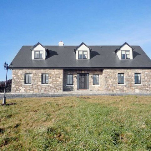 FHWWI104 Thumbnail 1 FHWWI104 Thumbnail 1