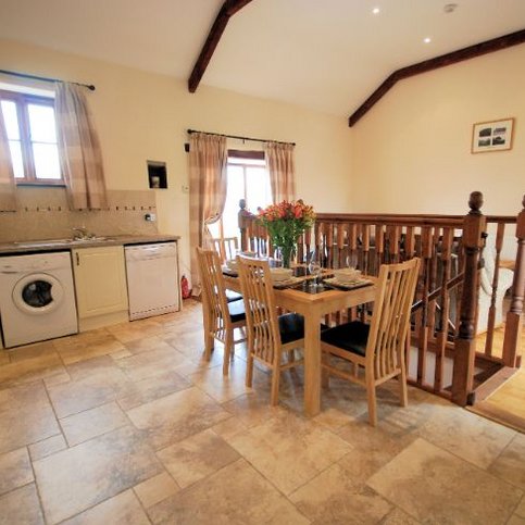 FHSWE101 Thumbnail 3