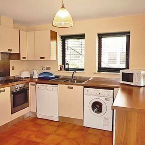 FHSWI106 Thumbnail 4