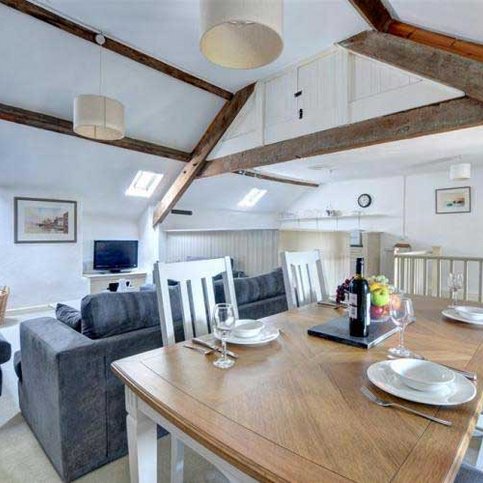 FHNWW101 Thumbnail 4