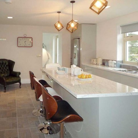 FHWWI103 Thumbnail 5