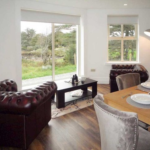 FHWWI103 Thumbnail 3