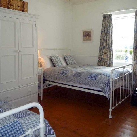 FHSWI103 Thumbnail 7