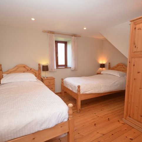 FHSWE117 Thumbnail 7