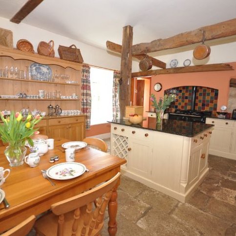 FHSWE103 Thumbnail 4